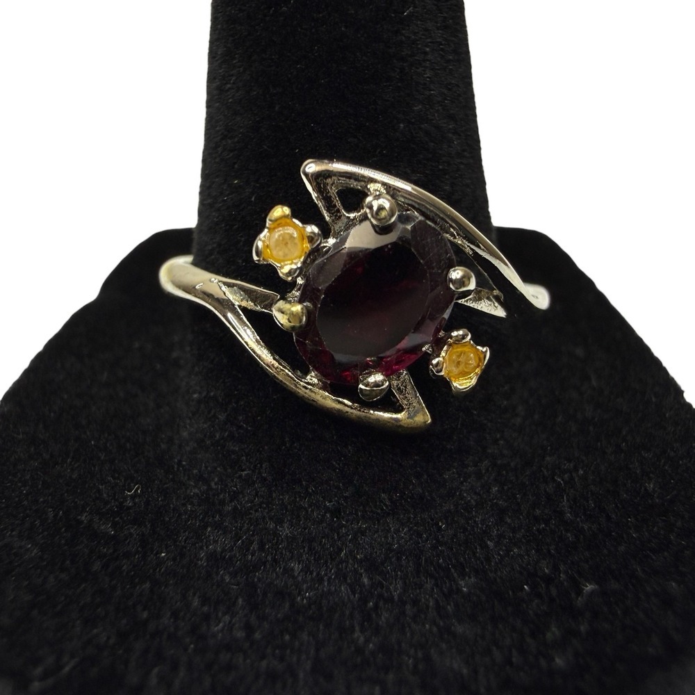 LIND 14K HGE Ring Oval Garnet & Yellow Stone Accents Silver Tone Band Sz 7.5